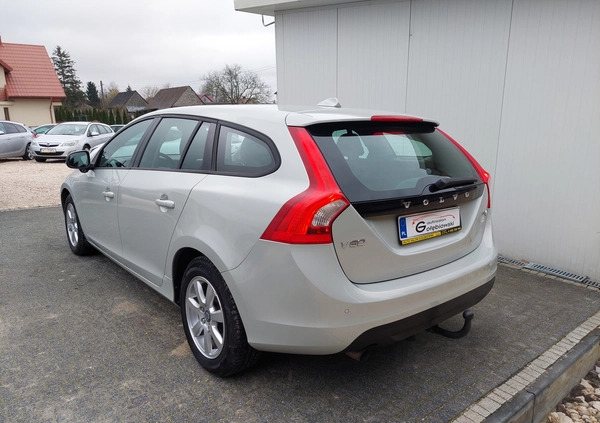 Volvo V60 cena 36900 przebieg: 199500, rok produkcji 2012 z Płońsk małe 596